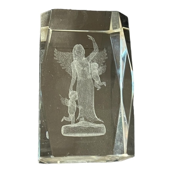 CRYSTAL 3D laser etched paperweight decor Angel with 2 cherubs 3”H x2” square - Picture 1 of 11
